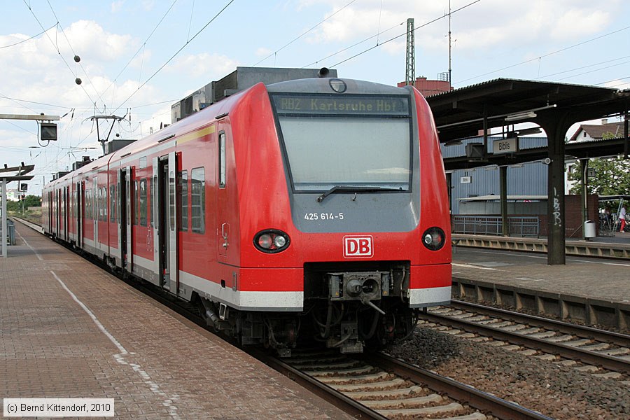 Deutsche Bahn - 425614-5
/ Bild: db4256145_bk1007130069.jpg