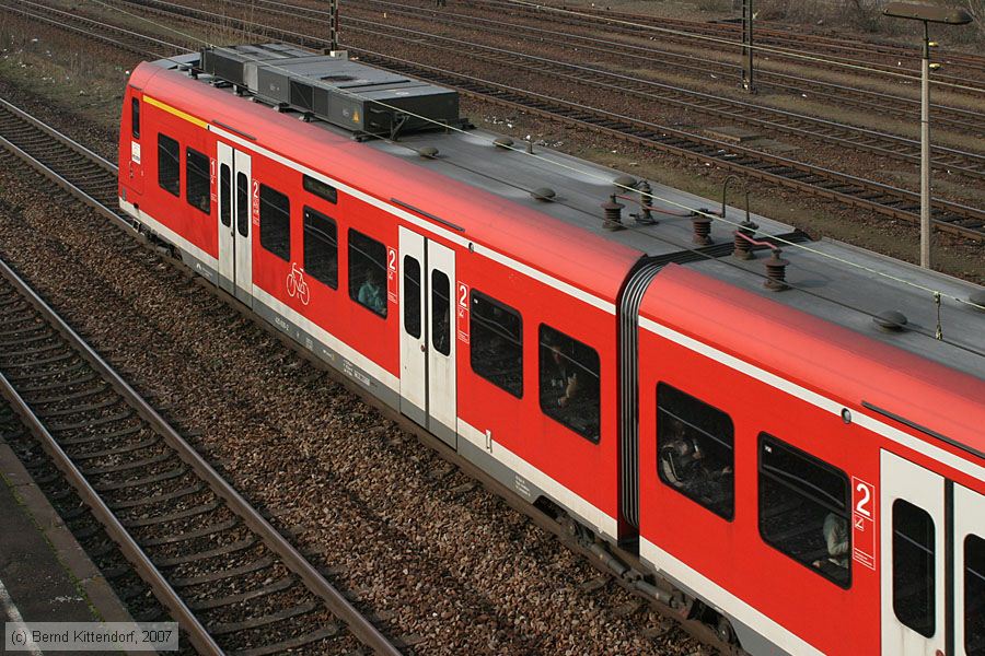 Deutsche Bahn - 425620-2
/ Bild: db4256202_bk0703160015.jpg
