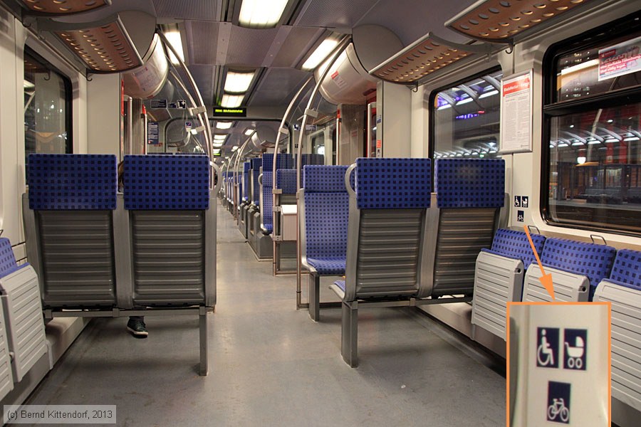 Deutsche Bahn - 425620-2 - Innenansicht
/ Bild: db4256202_bk1311160077.jpg