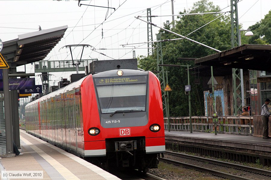 Deutsche Bahn - S-Bahn Rhein Neckar - 425713-5
/ Bild: db4257135_cw1005200101.jpg