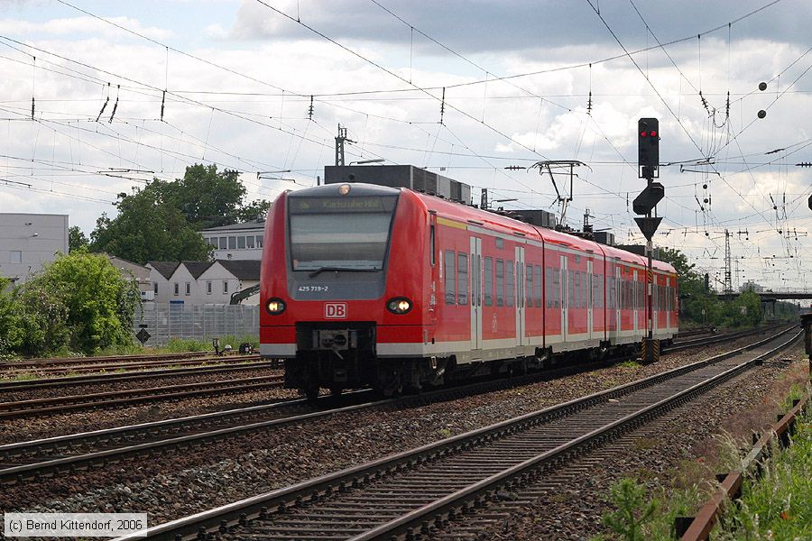 Deutsche Bahn - 425719-2
/ Bild: db4257192_bk0606020093.jpg