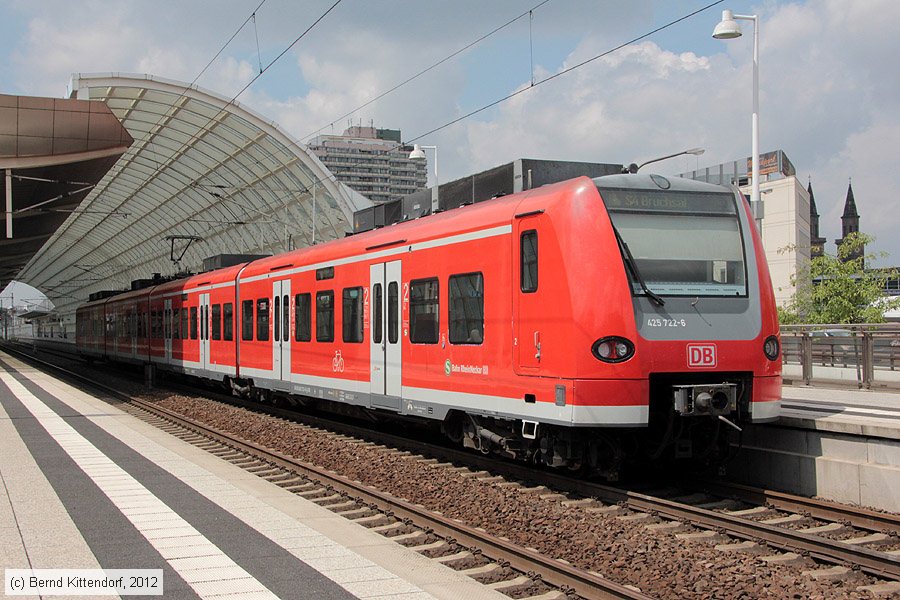 Deutsche Bahn - S-Bahn Rhein Neckar - 425722-6
/ Bild: db4257226_bk1206140018.jpg