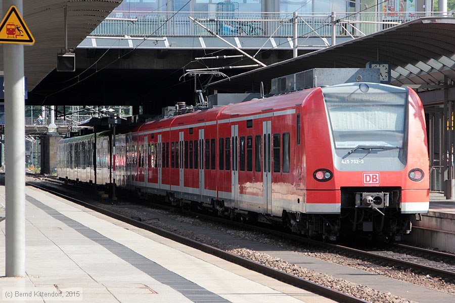 Deutsche Bahn - 425752-3
/ Bild: db4257523_bk1506030087.jpg