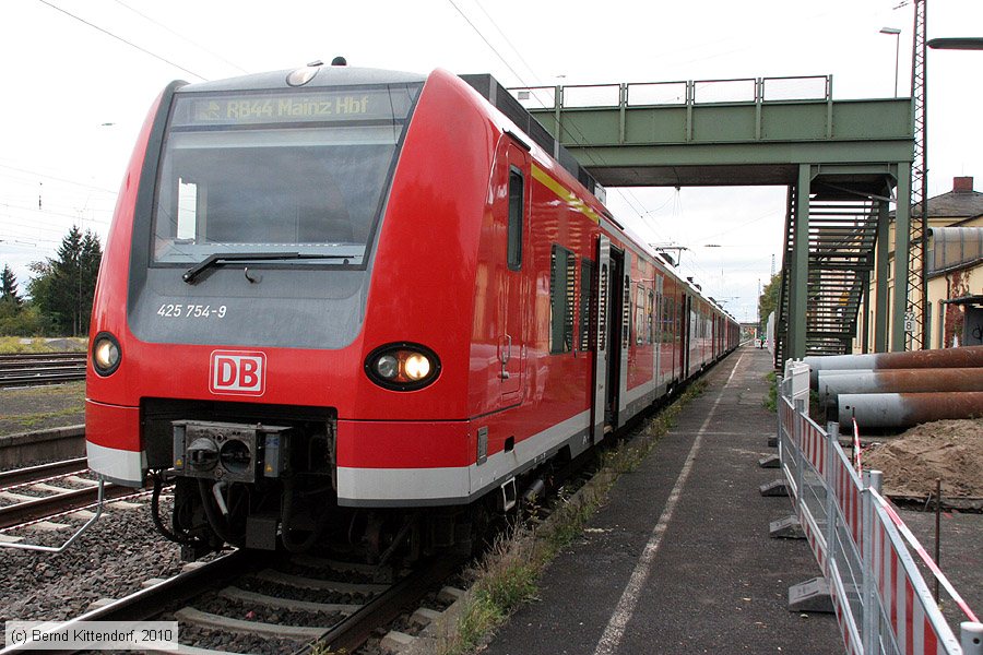 Deutsche Bahn - 425754-9
/ Bild: db4257549_bk1010200011.jpg