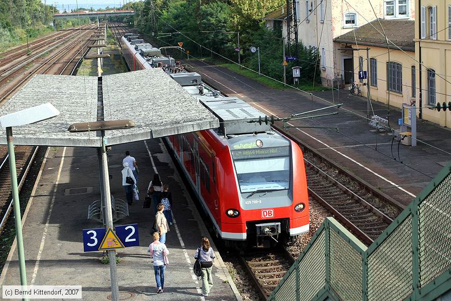 Deutsche Bahn - 425760-6
/ Bild: db4257606_bk0709210003.jpg