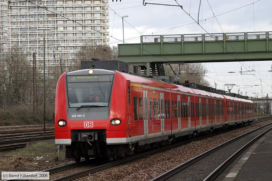 Deutsche Bahn - 425765-5
/ Bild: db4257655_bk0603310011.jpg