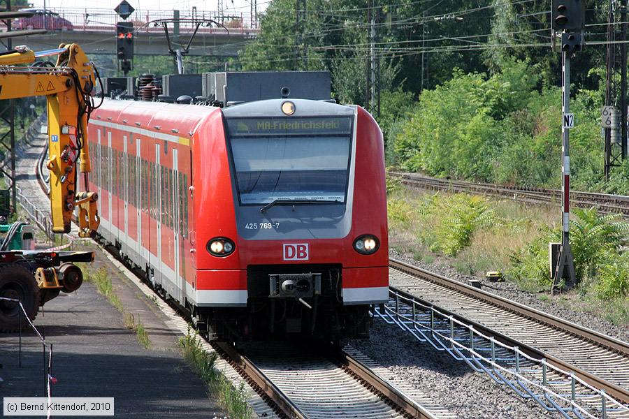 Deutsche Bahn - 425769-7
/ Bild: db4257697_bk1007310013.jpg