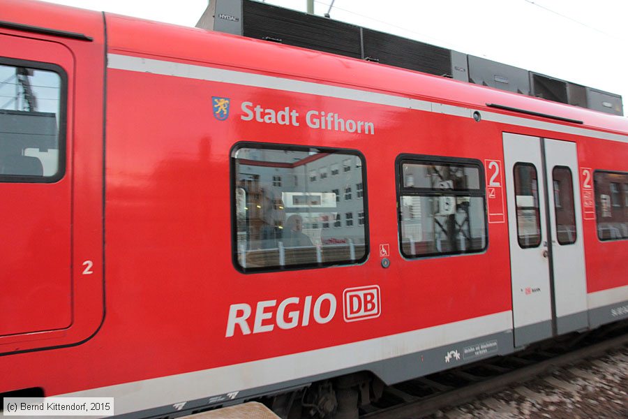 Deutsche Bahn - 425815-8
/ Bild: db4258158_bk1512220008.jpg