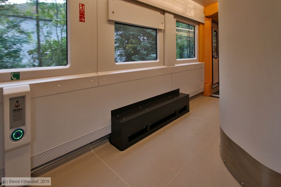 Deutsche Bahn - 1441 501 - Innenansicht
/ Bild: db14415012_bk1910150040.jpg