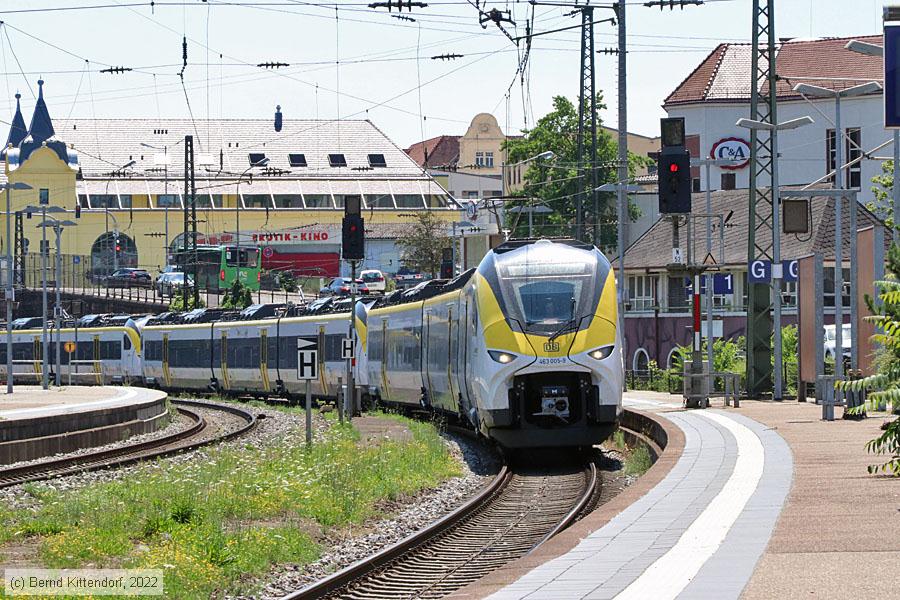 Deutsche Bahn - 463 005
/ Bild: db4630059_bk2206300106.jpg