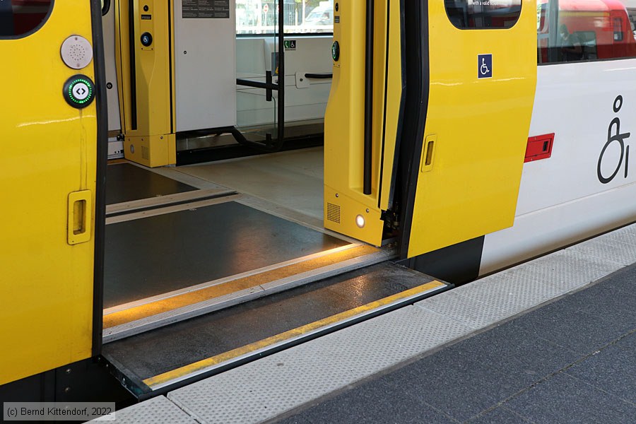 Deutsche Bahn - 863 048
/ Bild: db8630485_bk2206300023.jpg