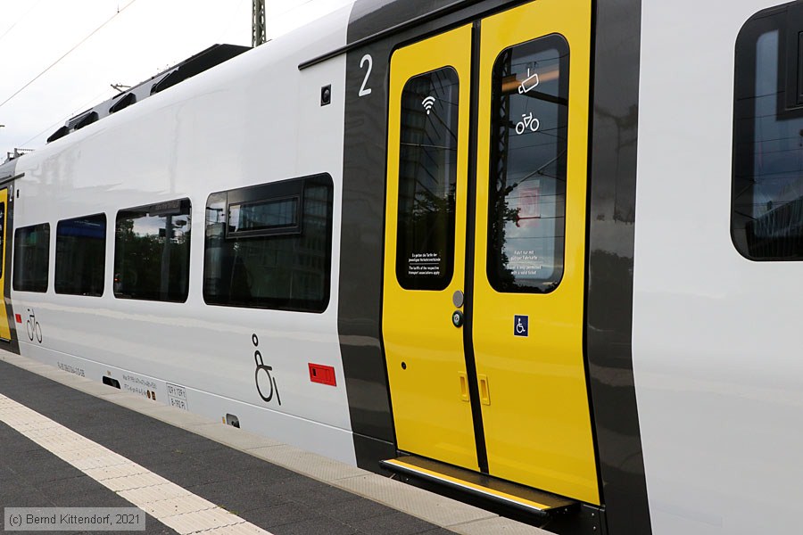 Deutsche Bahn - 863 064
/ Bild: db8630642_bk2107080096.jpg