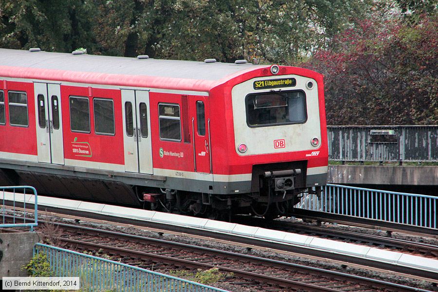 Deutsche Bahn - S-Bahn Hamburg - 472561-0
/ Bild: db4725610_bk1410160010.jpg