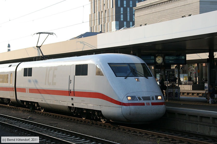 Deutsche Bahn - 401571-5
/ Bild: db4015715_bk1107110076.jpg