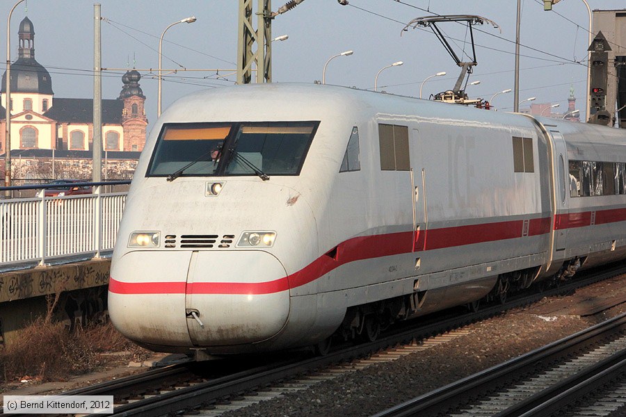Deutsche Bahn - 402044-2
/ Bild: db4020442_bk1202100034.jpg