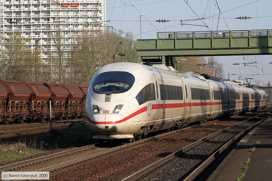 Deutsche Bahn - 403002-9
/ Bild: db4030029_e0015750.jpg