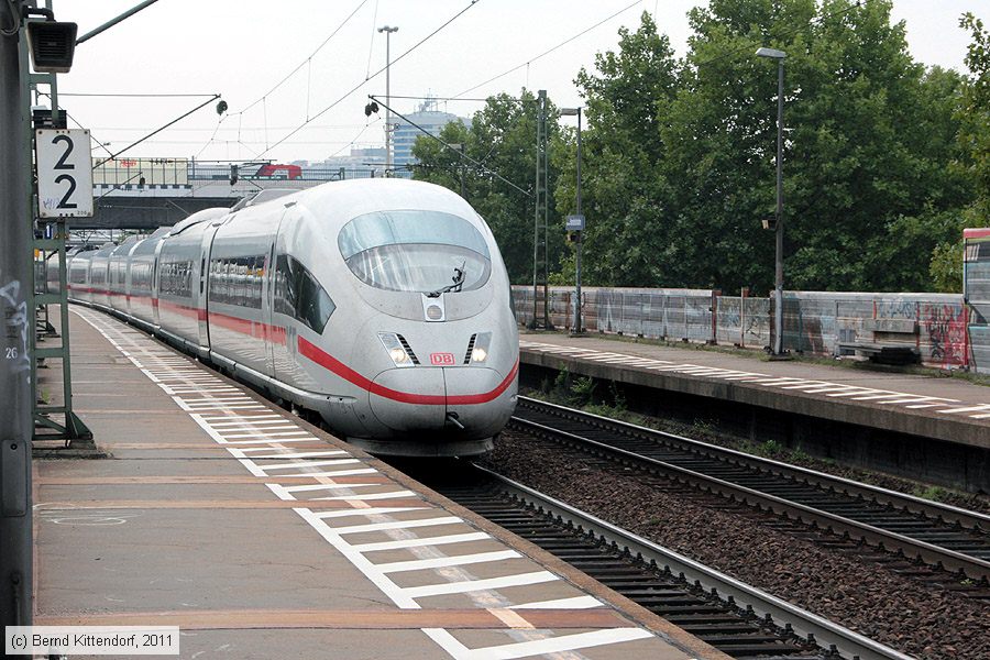 Deutsche Bahn - 403008-6
/ Bild: db4030086_bk1108250020.jpg