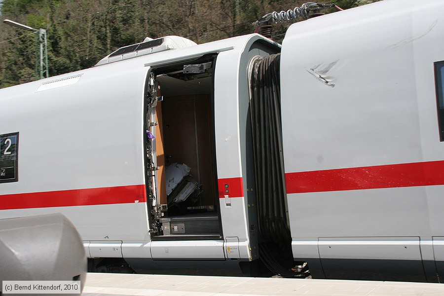 Deutsche Bahn - 403225-6
/ Bild: db4032256_bk1004220082.jpg