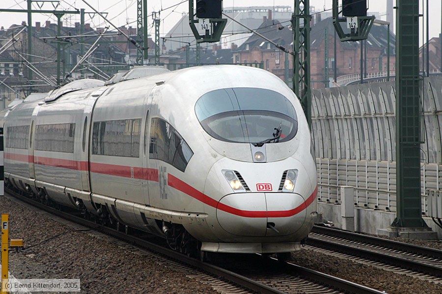 Deutsche Bahn - 403512-7
/ Bild: db4035127_e0013348.jpg