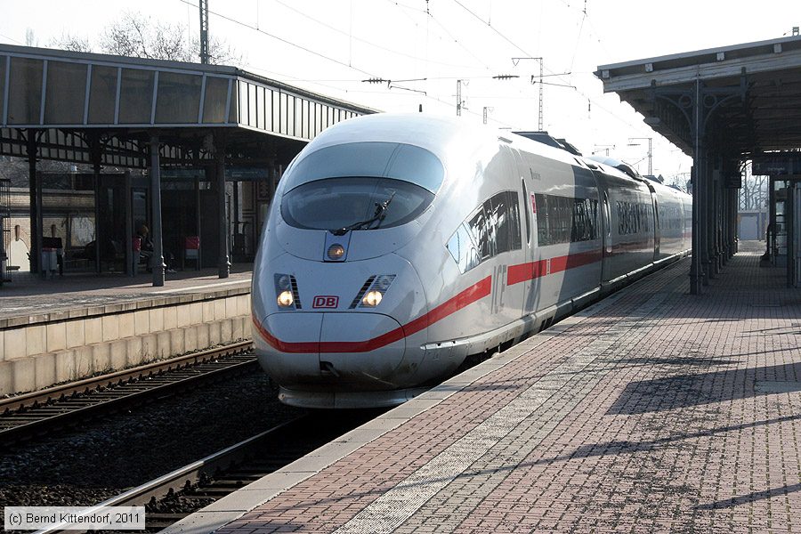 Deutsche Bahn - 403526-7
/ Bild: db4035267_bk1102170056.jpg