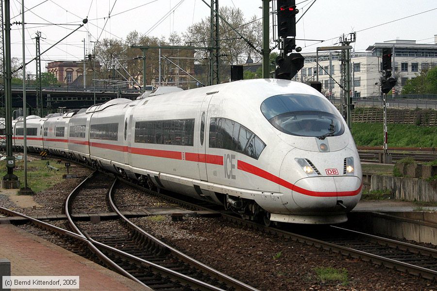 Deutsche Bahn - 406008-3
/ Bild: db4060083_e0016349.jpg