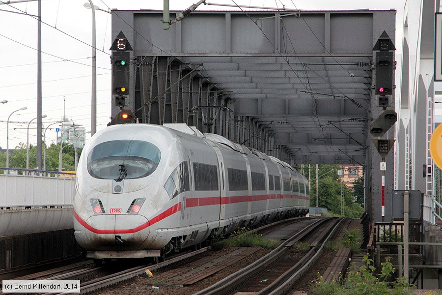Deutsche Bahn - 406080-2
/ Bild: db4060802_bk1405280029.jpg