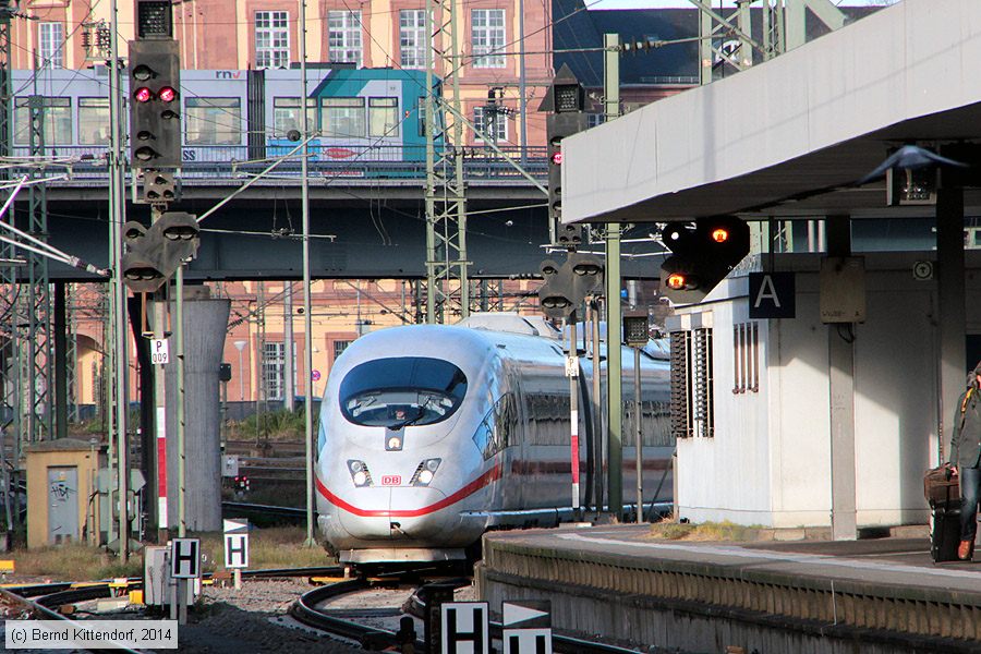 Deutsche Bahn - 406580-1
/ Bild: db4065801_bk1401070015.jpg