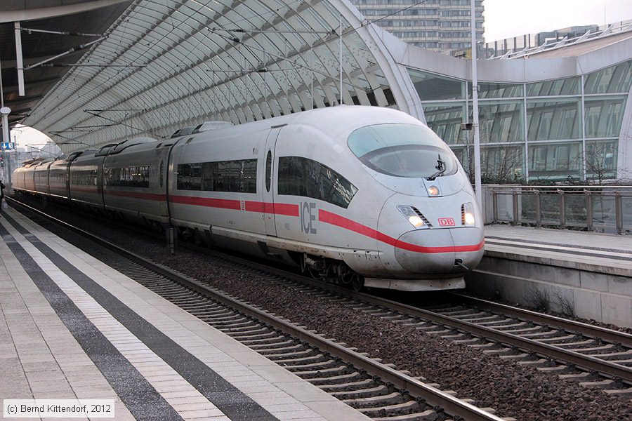 Deutsche Bahn - 406582-7
/ Bild: db4065827_bk1201180018.jpg