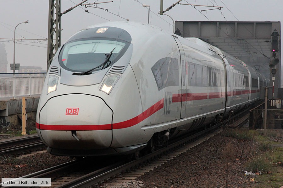 Deutsche Bahn - 407009-0
/ Bild: db4070090_bk1512100011.jpg