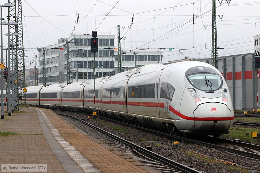 Deutsche Bahn - 407004-1
/ Bild: db4070041_bk2403050063.jpg