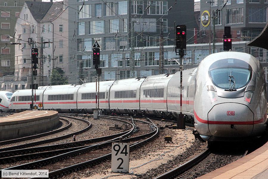 Deutsche Bahn - 407512-3
/ Bild: db4075123_bk1407250051.jpg