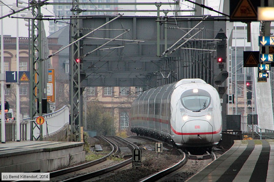 Deutsche Bahn - 407517-2
/ Bild: db4075172_bk1412100029.jpg