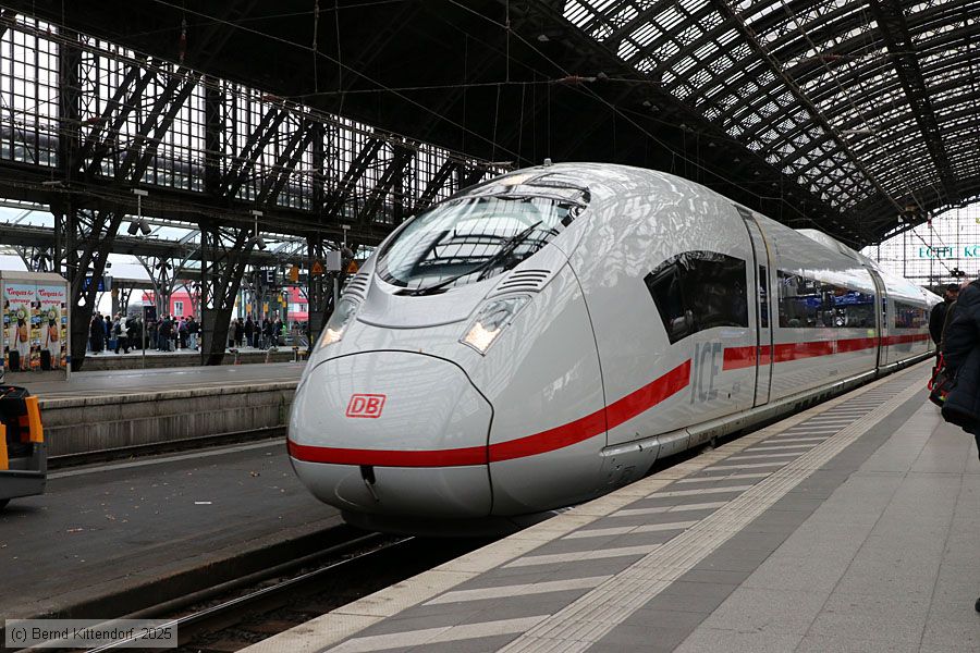 Deutsche Bahn - 408036-2
/ Bild: db4080362_bk2510260045.jpg