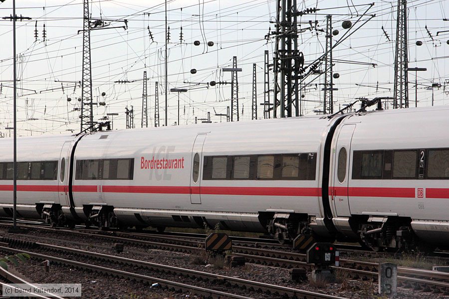 Deutsche Bahn - 411213-2
/ Bild: db4112132_bk1406160041.jpg