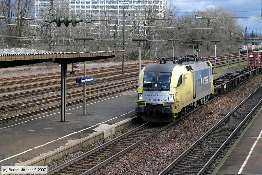 boxxpress - ES64U2-004
/ Bild: boxxpresses64u2004_bk0703030038.jpg
