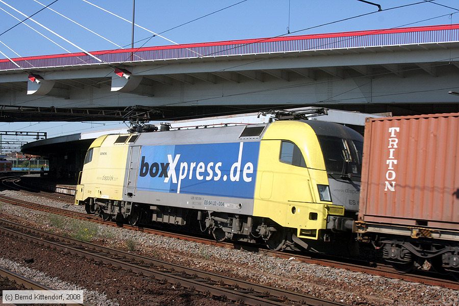 boxxpress - ES64U2-004
/ Bild: boxxpresses64u2004_bk0809090074.jpg
