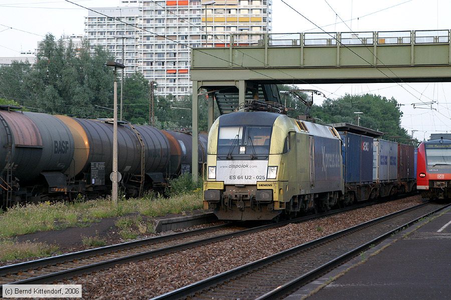 boxxpress - ES64U2-025
/ Bild: boxxpresses64u2025_bk0606260014.jpg