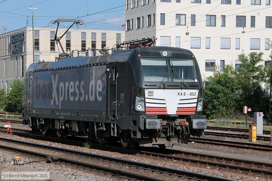 boxxpress - X4E-852
/ Bild: boxxpressx4e852_bk1506240441.jpg