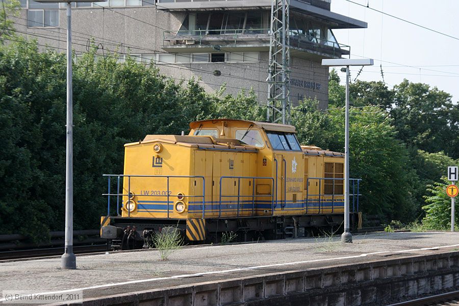 Leonhard Weiss - LW 203.002
/ Bild: leonhardweiss203002_bk1105280004.jpg