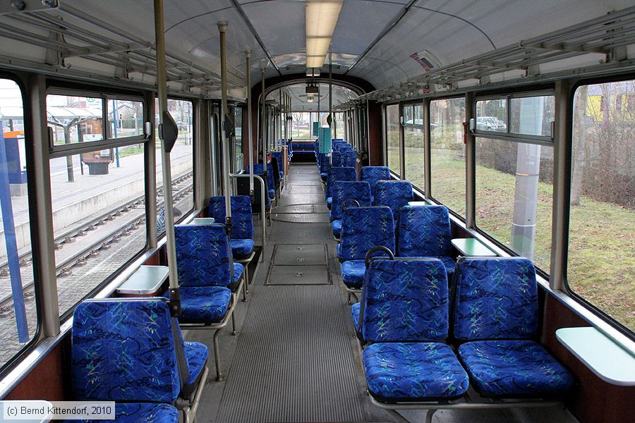 Rhein-Haardtbahn - 1057 - Innenansicht
/ Bild: rhb1057_bk1011280118.jpg
