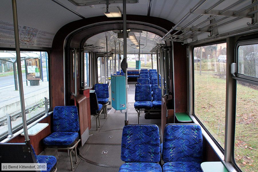 Rhein-Haardtbahn - 1057 - Innenansicht
/ Bild: rhb1057_bk1011280121.jpg