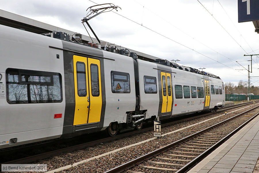 Transregio - 463304-6
/ Bild: transregio4633046_bk2103160085.jpg