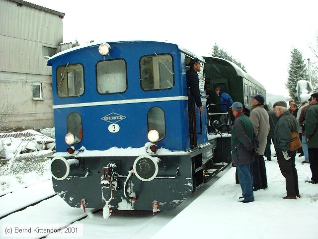 Ulmer Eisenbahnfreunde - Lok 3
/ Bild: uefdiesel3_2255.jpg