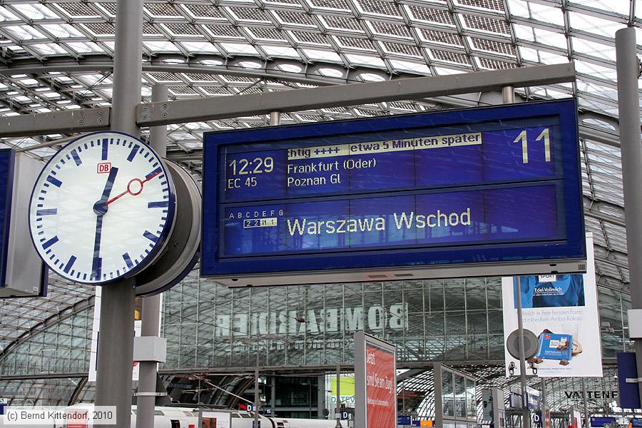 Berlin Hauptbahnhof
/ Bild: bfberlinhbf_bk1006140028.jpg