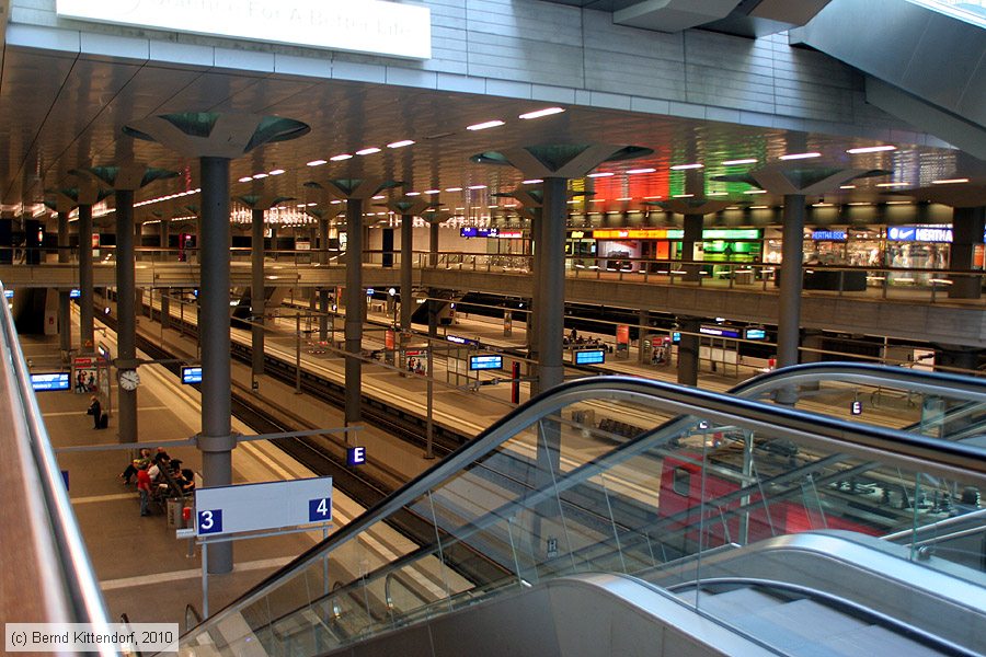Berlin Hauptbahnhof
/ Bild: bfberlinhbf_bk1006160252.jpg