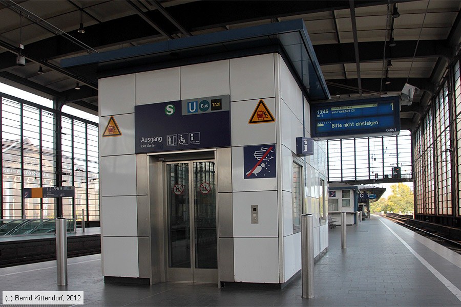 Bahnhof Berlin Zoologischer Garten
/ Bild: bfberlinzoo_bk1210170037.jpg