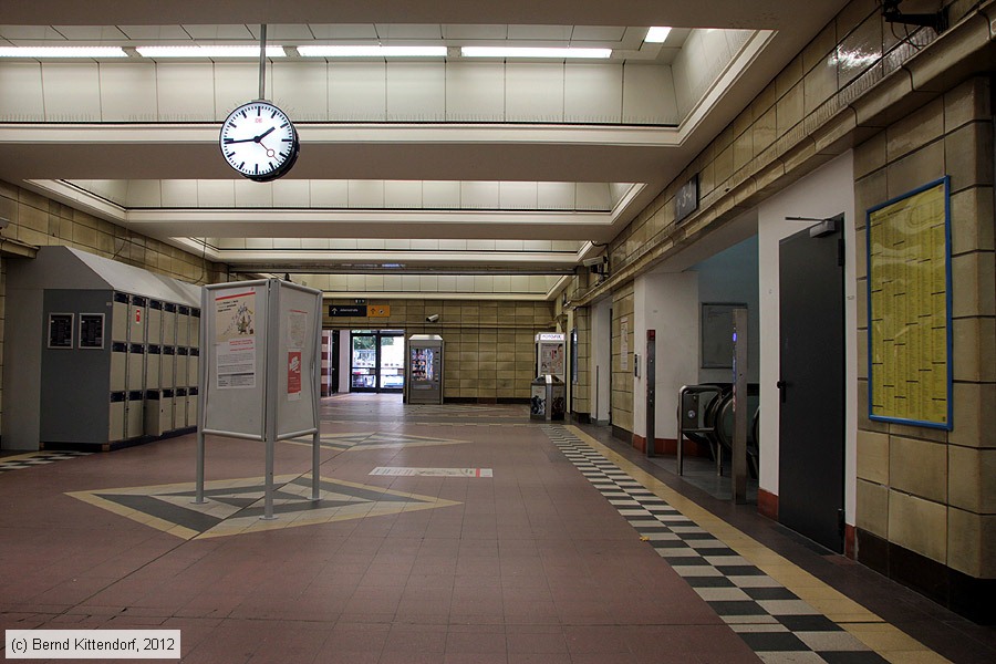 Bahnhof Berlin Zoologischer Garten
/ Bild: bfberlinzoo_bk1210170044.jpg