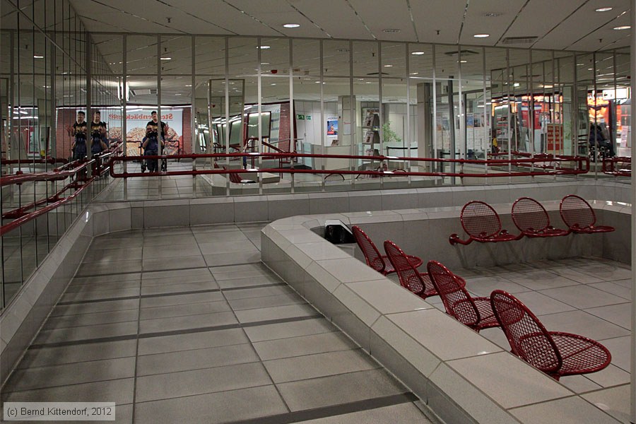 Cottbus Hauptbahnhof
/ Bild: bfcottbushbf_bk1210190302.jpg