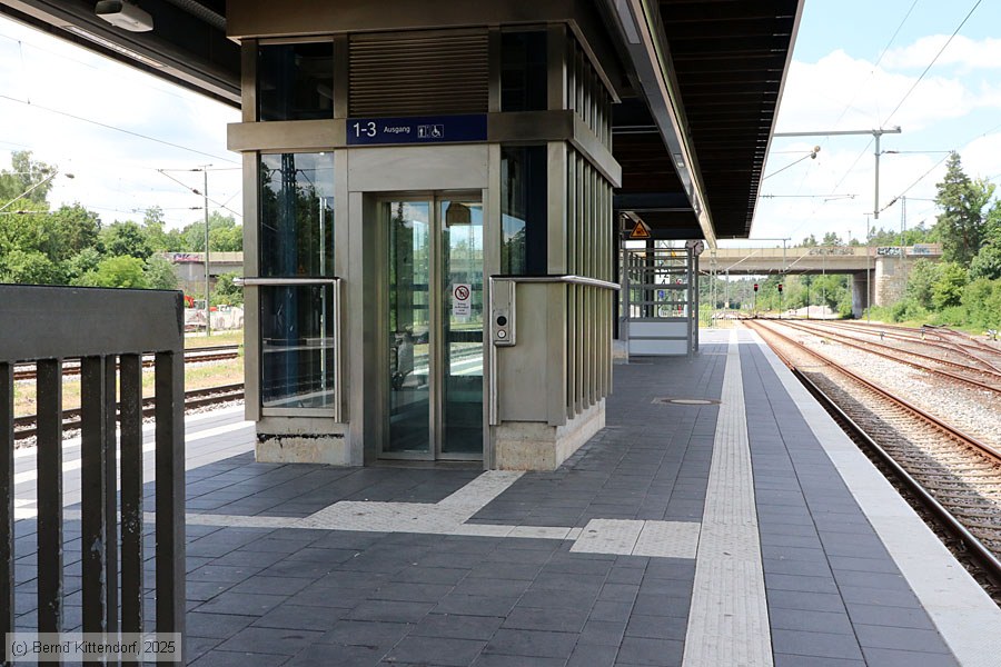 Bahnhof Feucht
/ Bild: bffeucht_bk2506280156.jpg