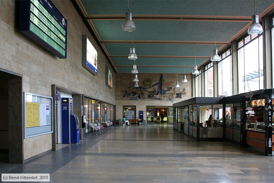 Heilbronn Hauptbahnhof
/ Bild: bfheilbronnhbf_bk1008120055.jpg